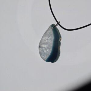 Agate Geode Pendant: The Glacial Edge